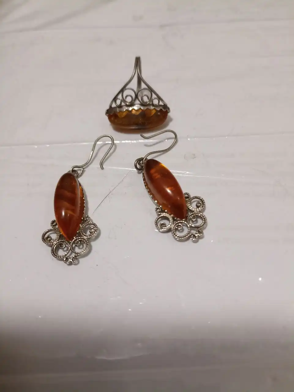 Комплект бижутерии с янтарем из мединского сплава - Бижутерия (Барахолка) в Ангарск