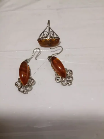 Комплект бижутерии с янтарем из мединского сплава - частное объявление в Ангарск