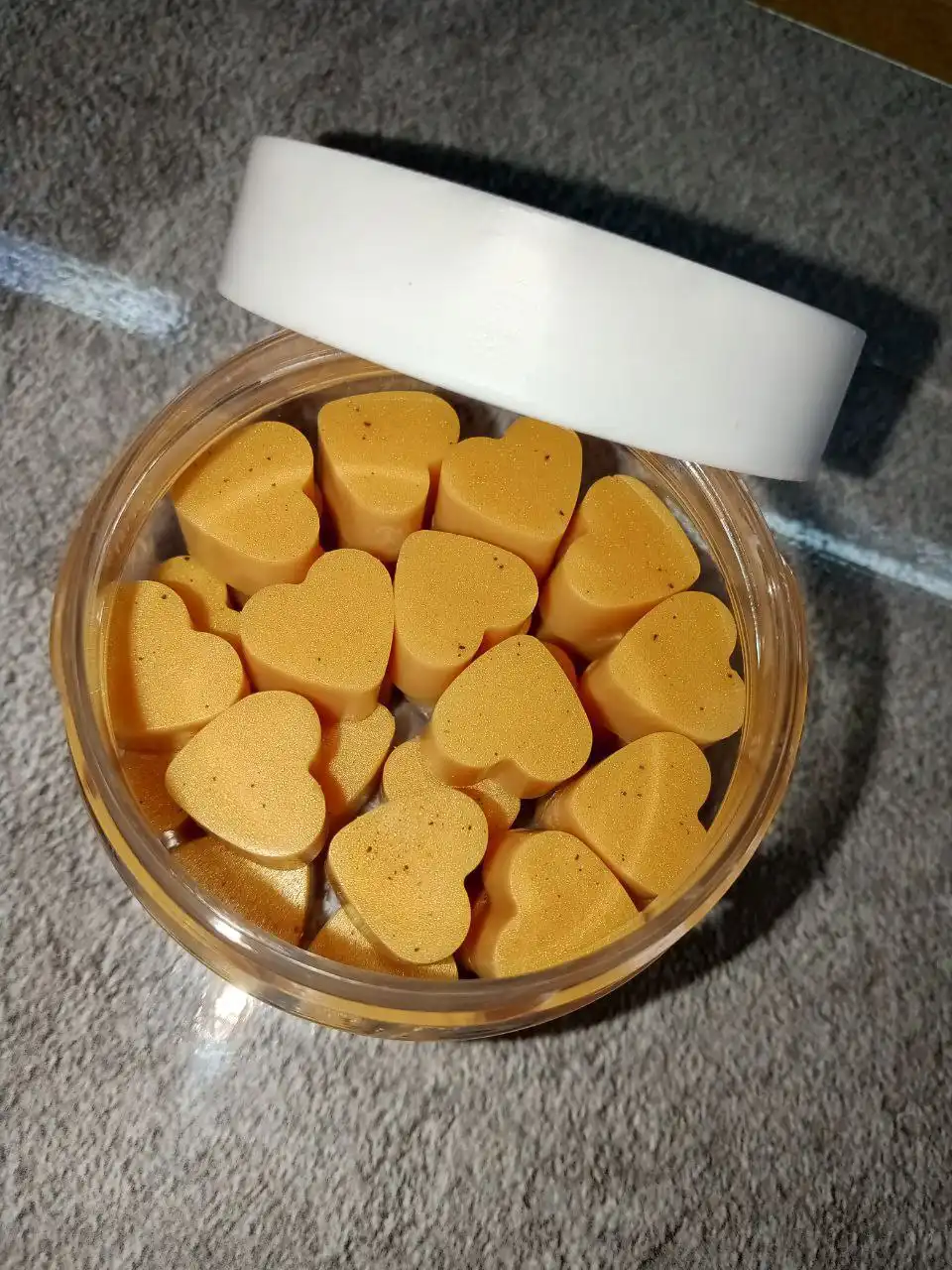 Мыло и косметика ручной работы - Косметика ручной работы (Красота и здоровье) в Ангарск