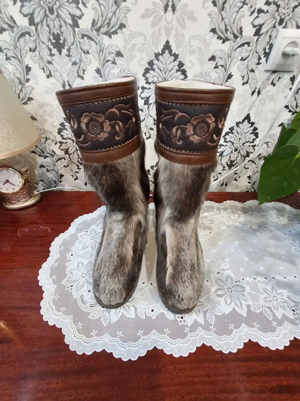 Продам новые камусы 38 размер - Обувь (Одежда) в Ангарск