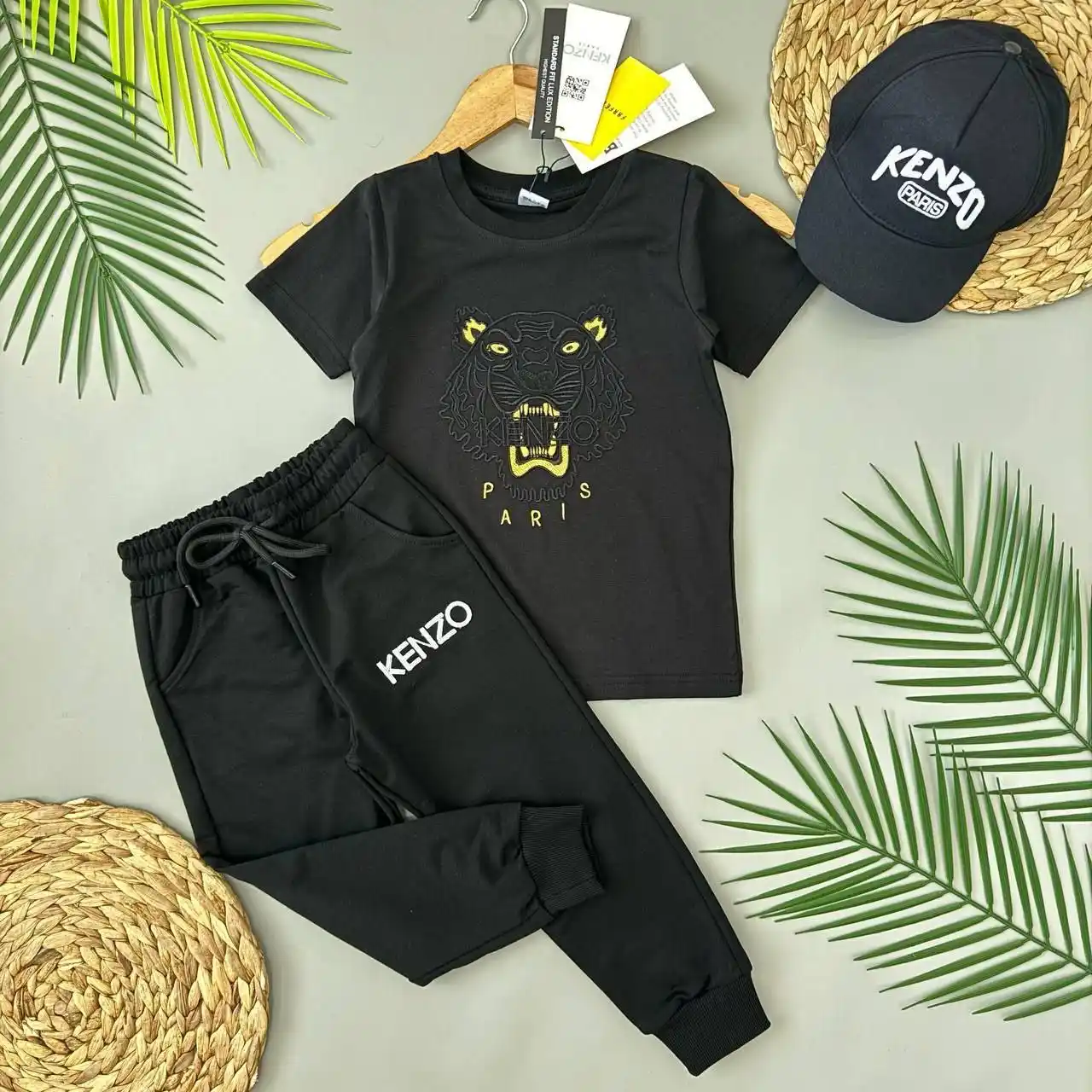 Костюм тройка Кепка+футболка+брюки - частное объявление в Ангарск