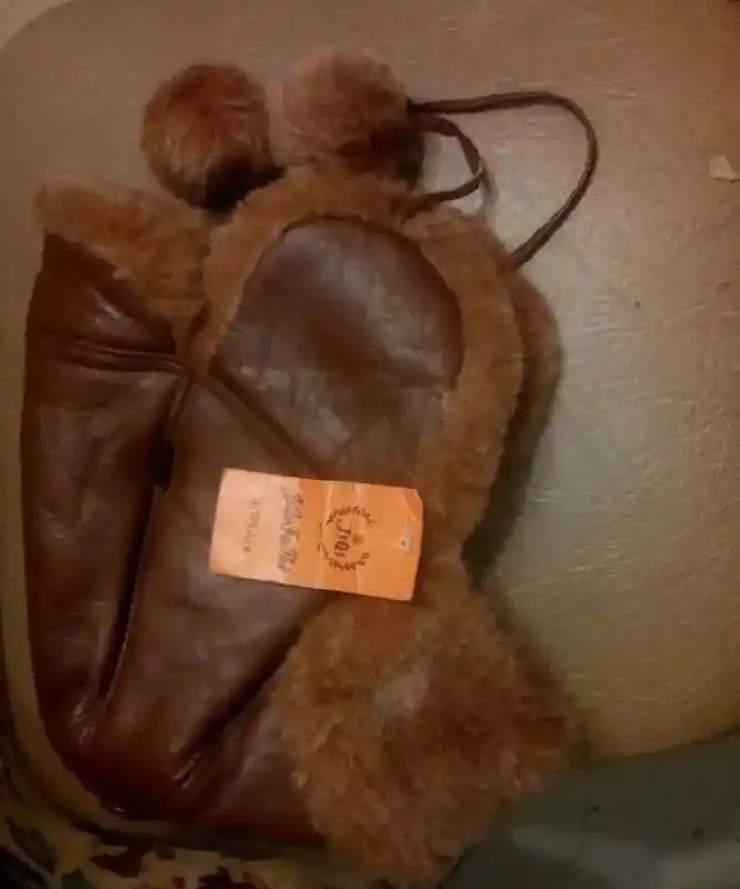 Шапка детская новая кожа - частное объявление в Ангарск