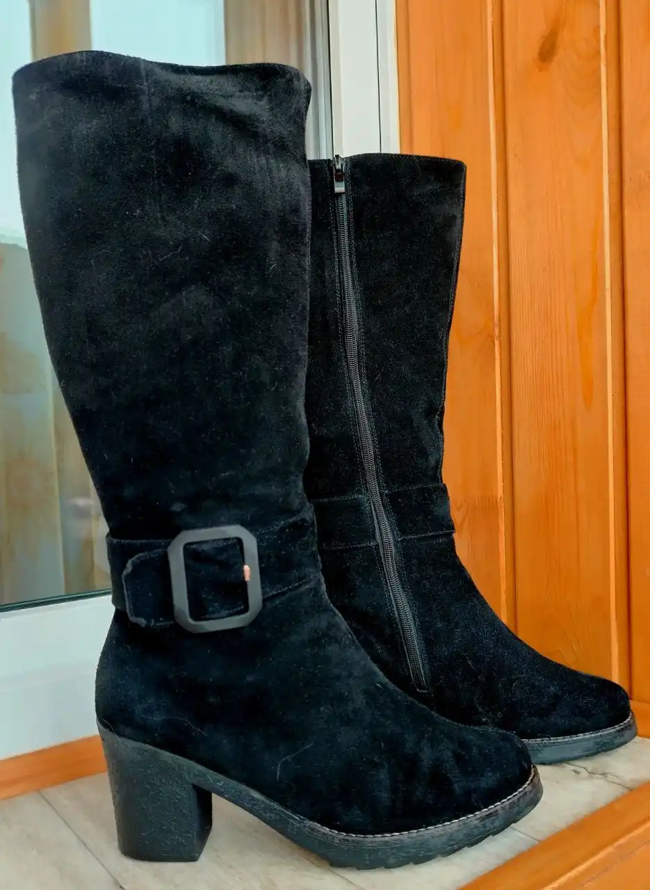 Новые зимние женские сапоги размер 40