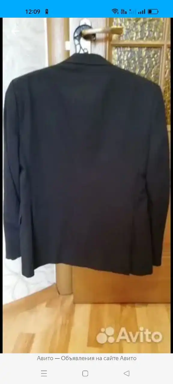 Мужской пиджак чёрный на одной пуговице