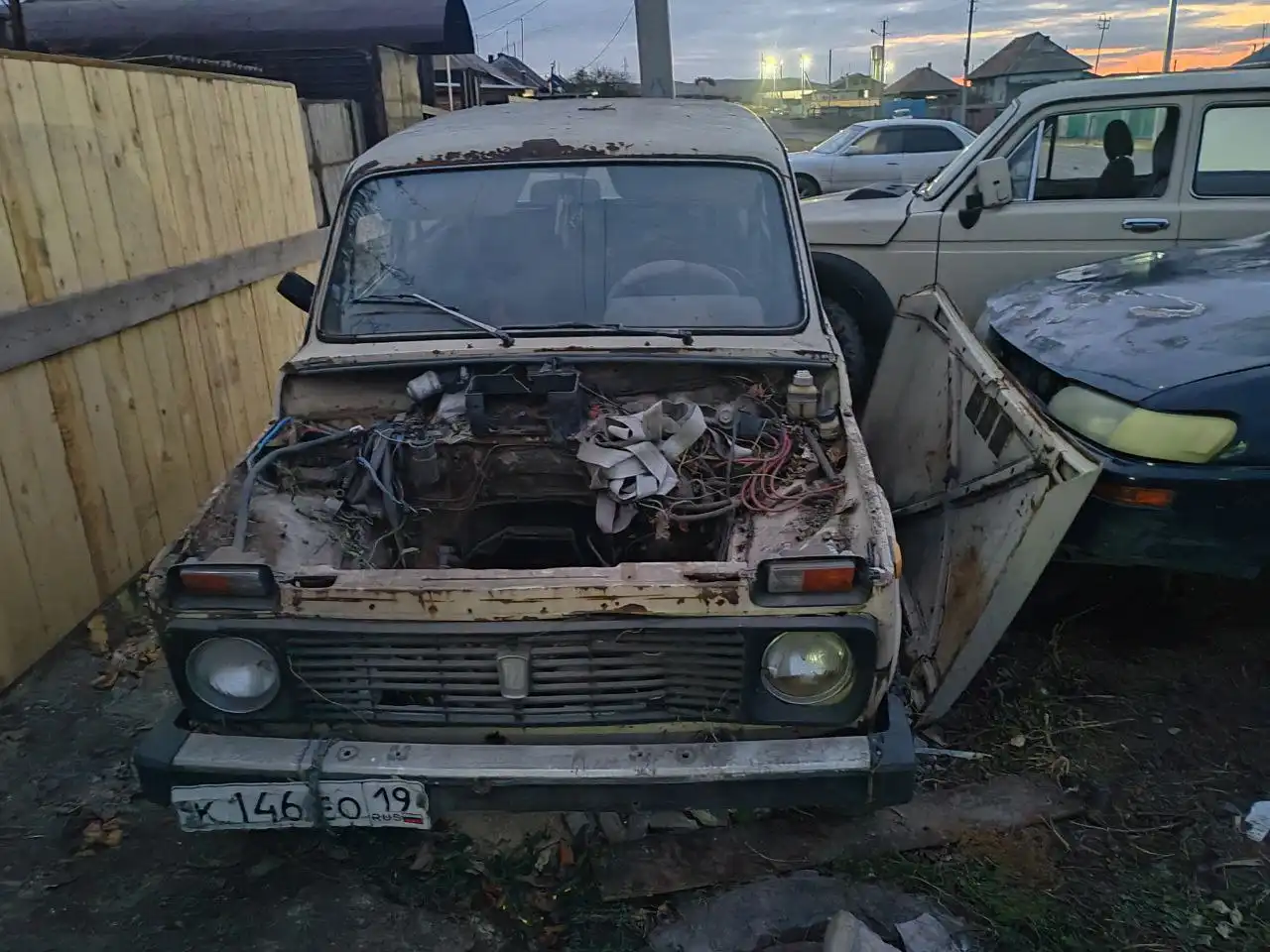 Разбор двух Нив 2121