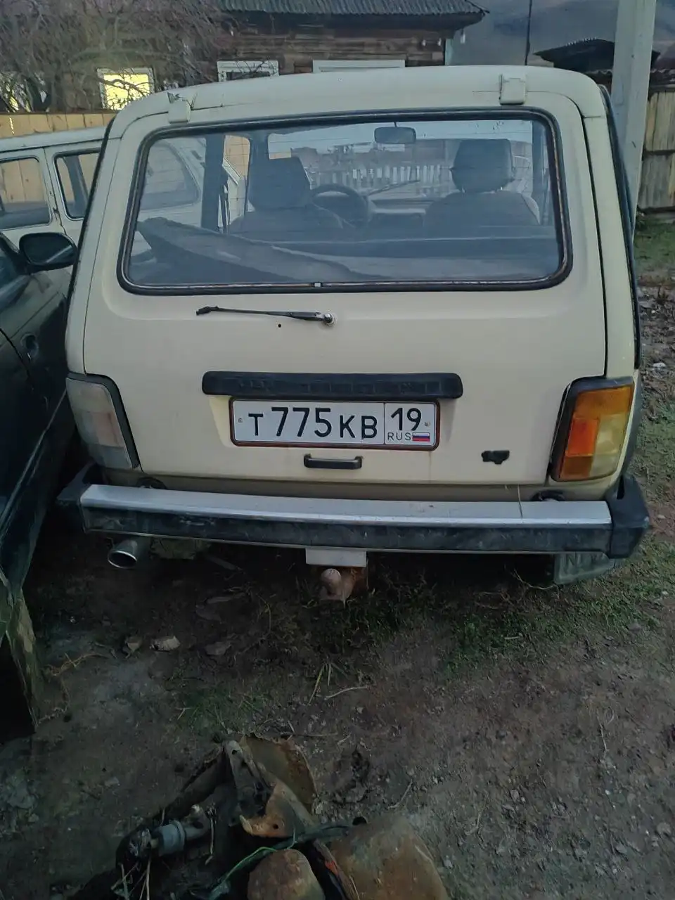 Разбор двух Нив 2121