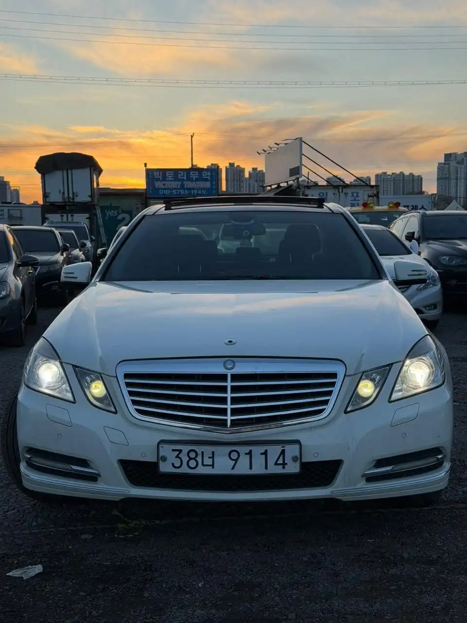 Мерседес E300 2011 года