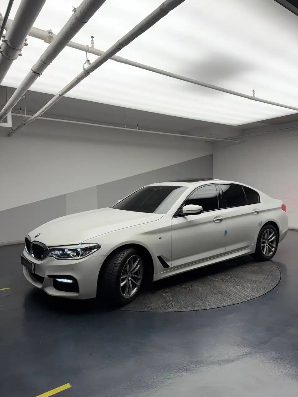 BMW G30 520d XDrive M Sport+ 2017 года