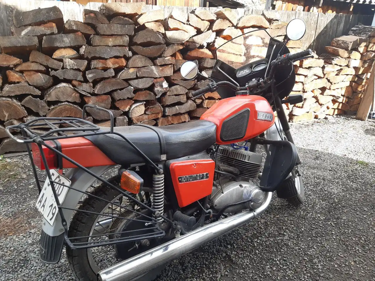 Продам мотоцикл Иж-Юпитер с документами