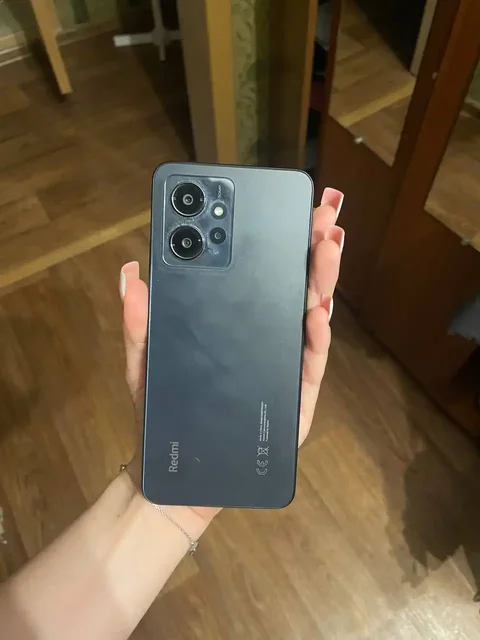 Продам телефон Redmi Note 12 128гб - Игровые аксессуары в Красноярск