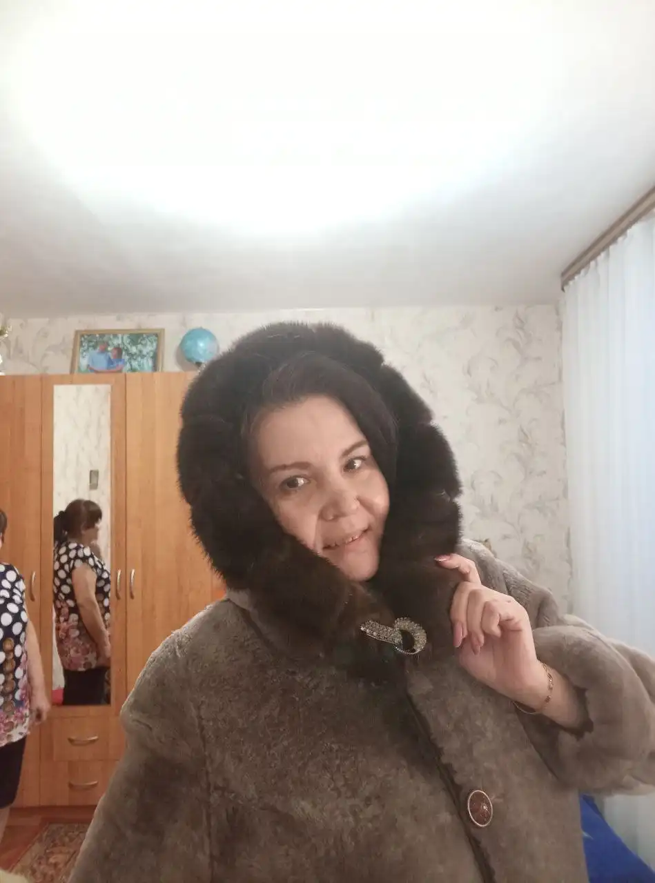 Продам шубу из мутона, новая - Верхняя одежда (Одежда) в Красноярск