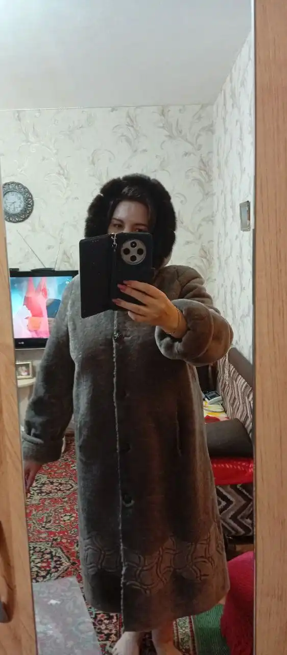 Продам шубу из мутона, новая - Верхняя одежда (Одежда) в Красноярск