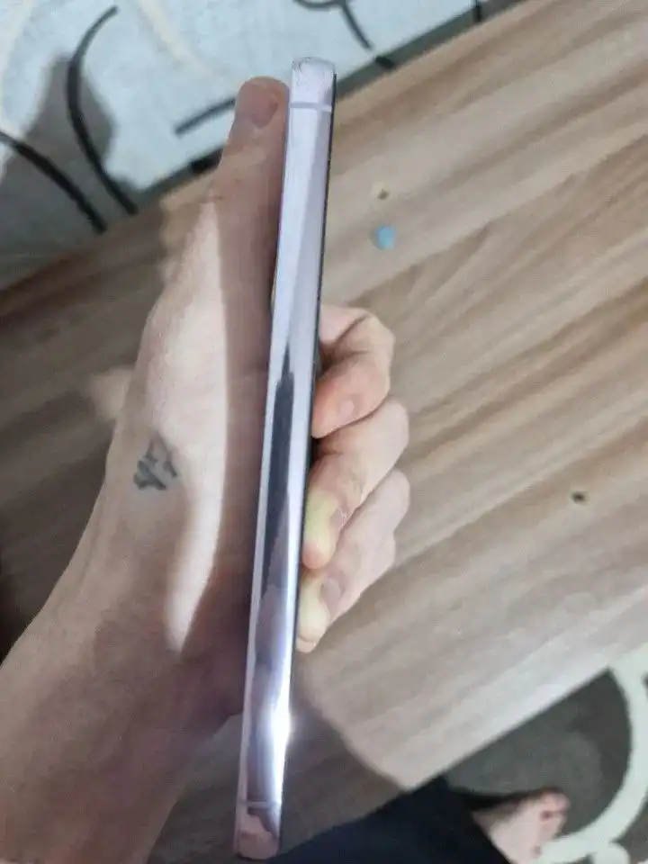 Обмен Samsung S23 в идеальном состоянии - Смартфоны и телефоны (Электроника) в Красноярск