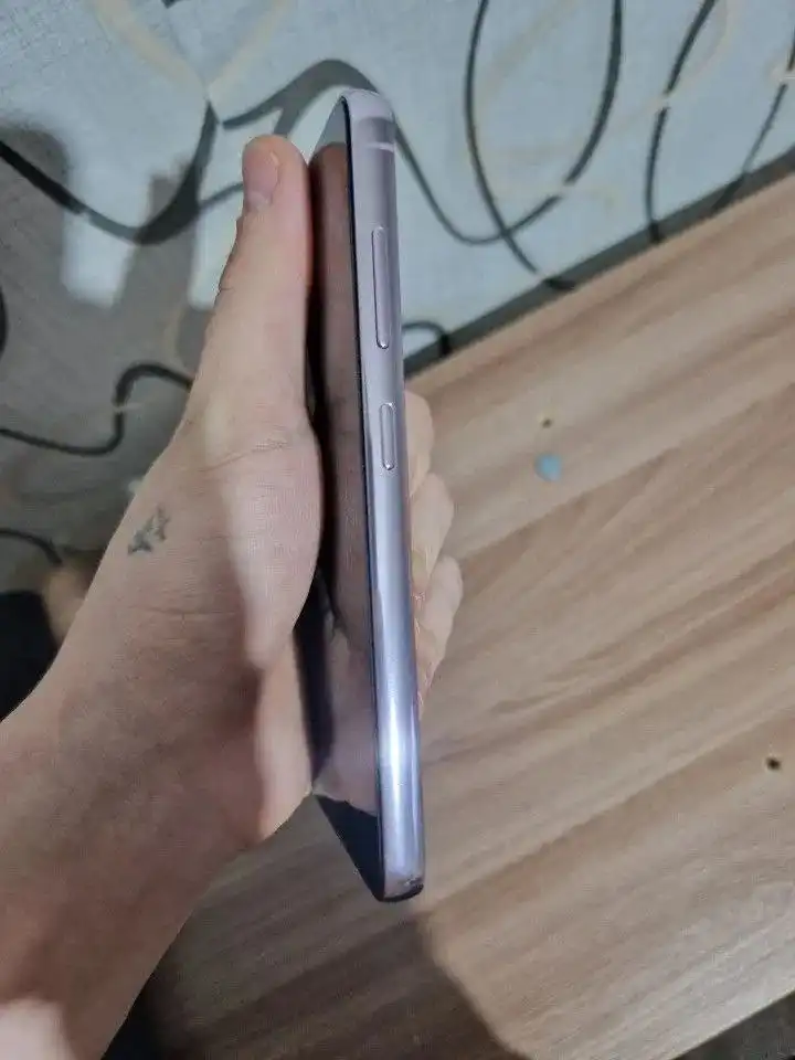 Обмен Samsung S23 в идеальном состоянии - Смартфоны и телефоны (Электроника) в Красноярск