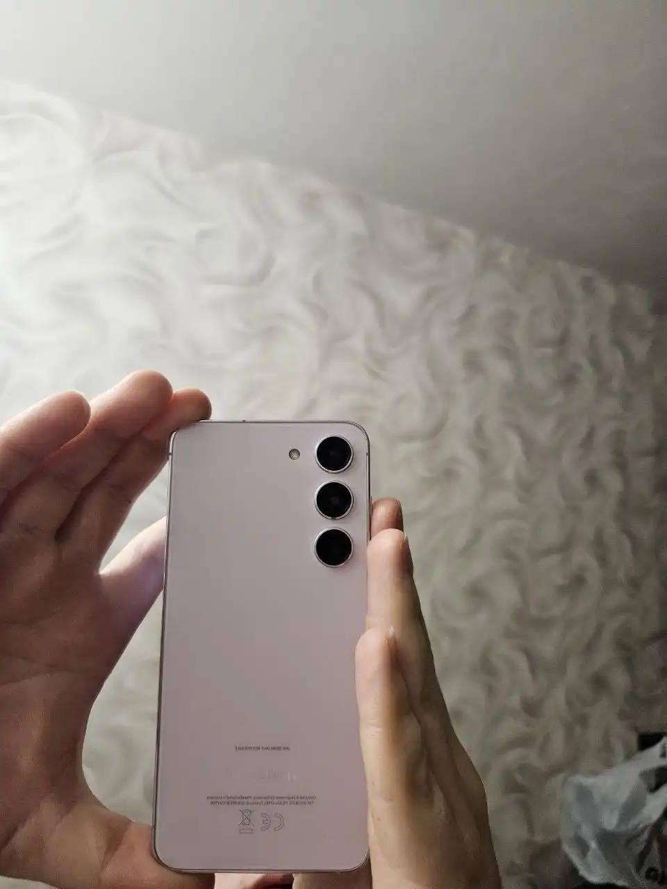 Обмен Samsung S23 в идеальном состоянии - Смартфоны и телефоны (Электроника) в Красноярск