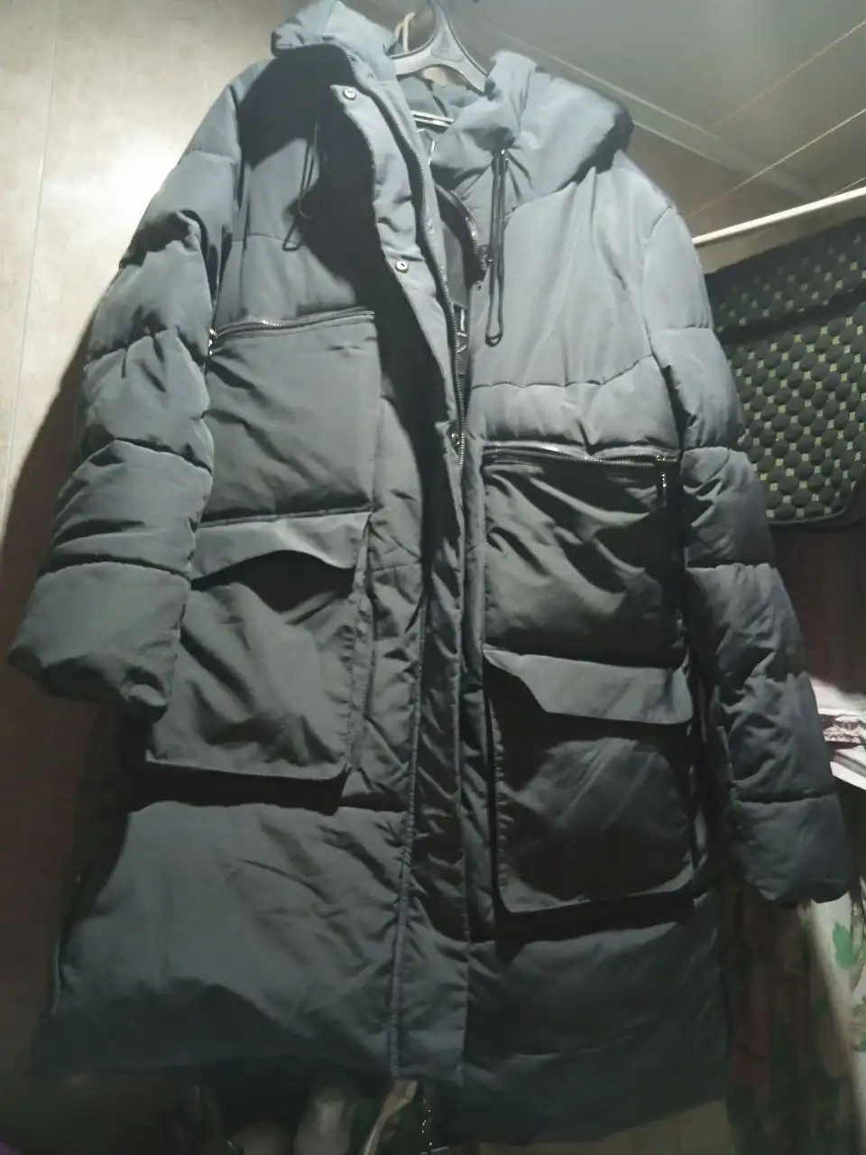 Женский пуховик в хорошем состоянии - Верхняя одежда (Одежда) в Красноярск
