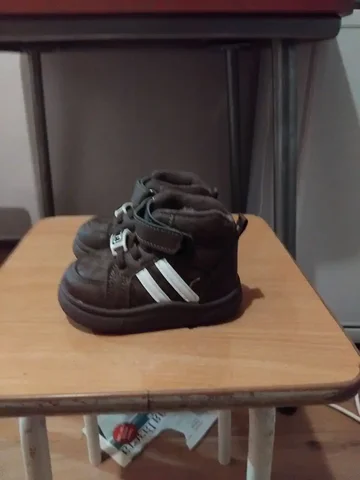 Продам зимние ботинки 21 размера - Одежда в Красноярск