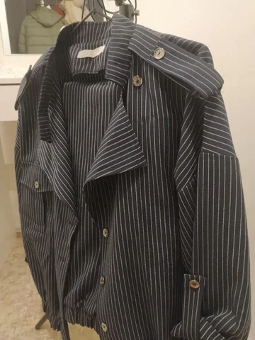 Продам костюм легкий пиджак+брюки 46р - Одежда в Красноярск