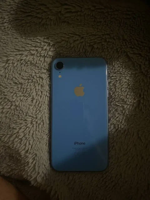 Обмен двух айфонов на один айфон - частное объявление в Красноярск