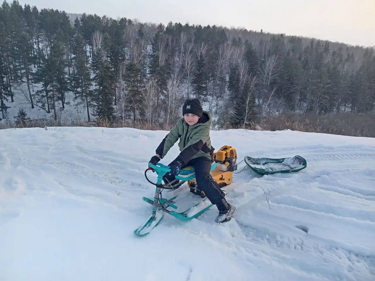Продам детский снегоход - Хобби и отдых в Красноярск