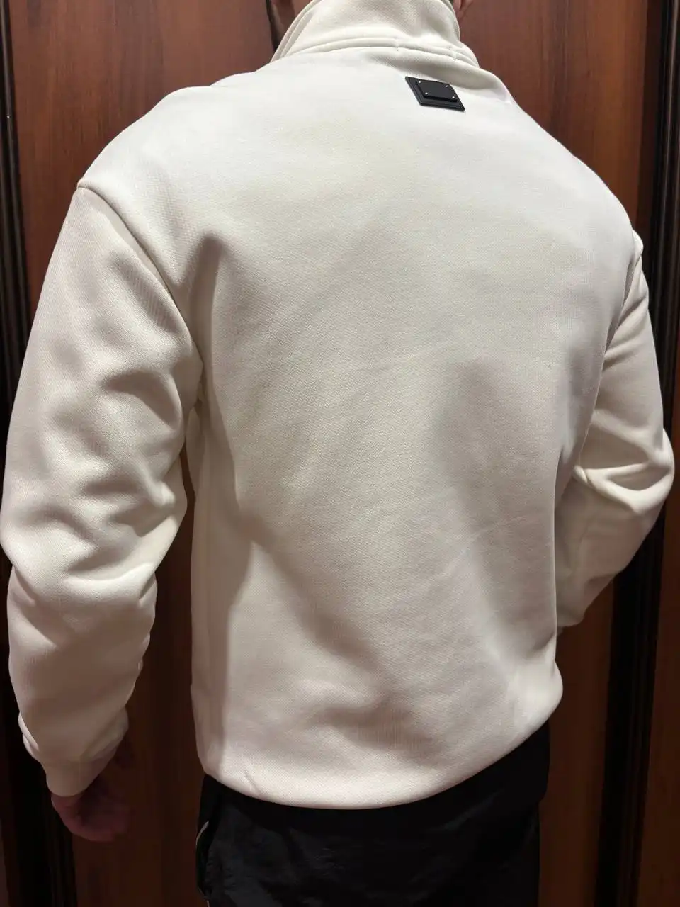 Мужской кардиган BOSS на легком флисе размер М - Мужская одежда (Одежда) в Красноярск