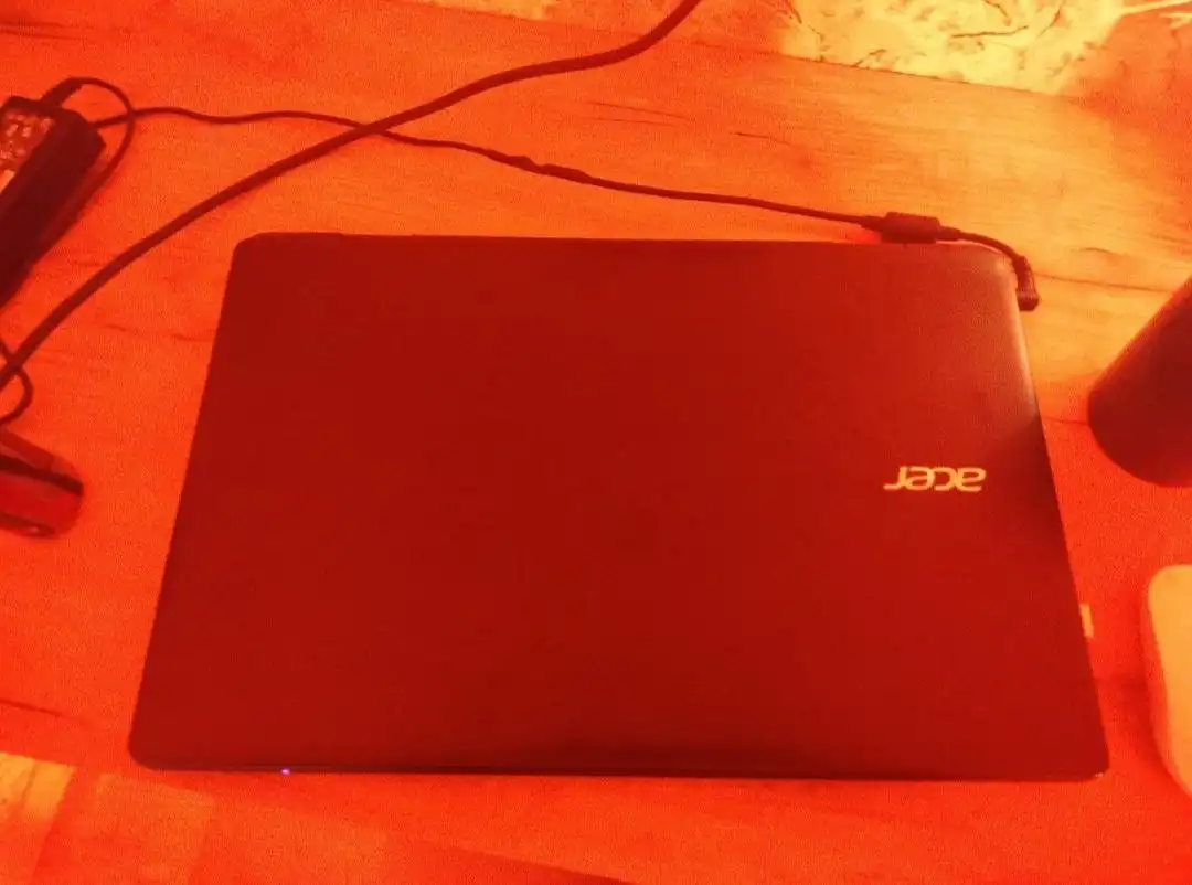 Ноутбук Acer Aspire V5 Core i3 4030U - Ноутбуки (Электроника) в Красноярск