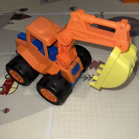 Экскаватор игрушка 30x30 см - Пчеловодство в Красноярск