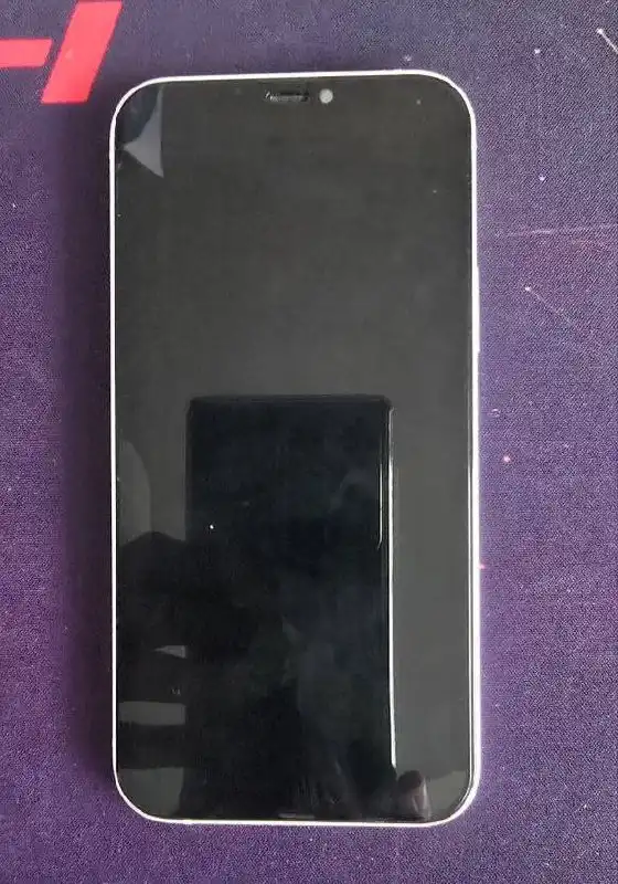 Обмен iPhone 12 256 Гб на iPhone 13/Pro/Max - Смартфоны (Электроника) в Красноярск