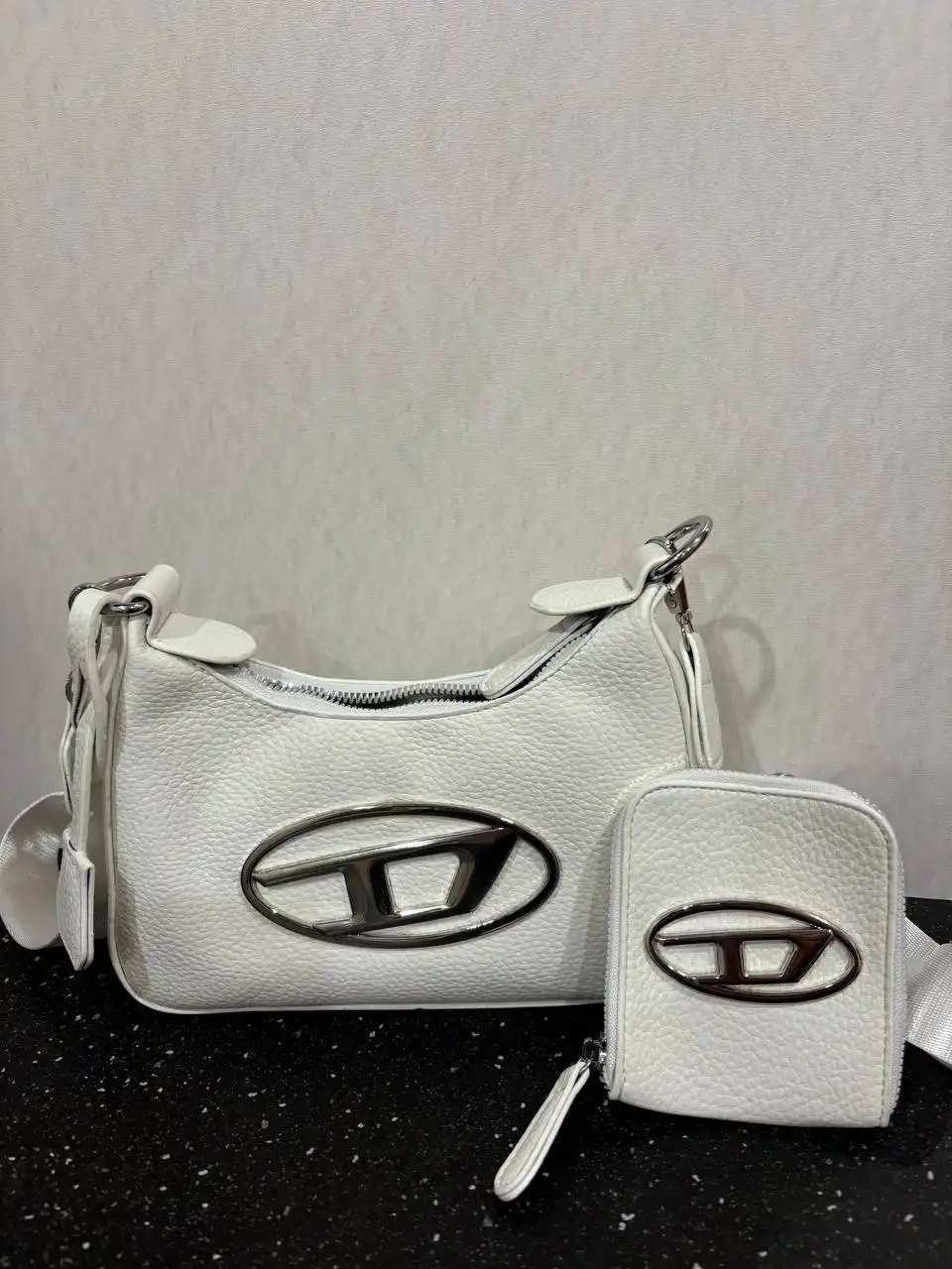 Объявление о купле-продаже в Красноярске - Барахолка в Красноярск