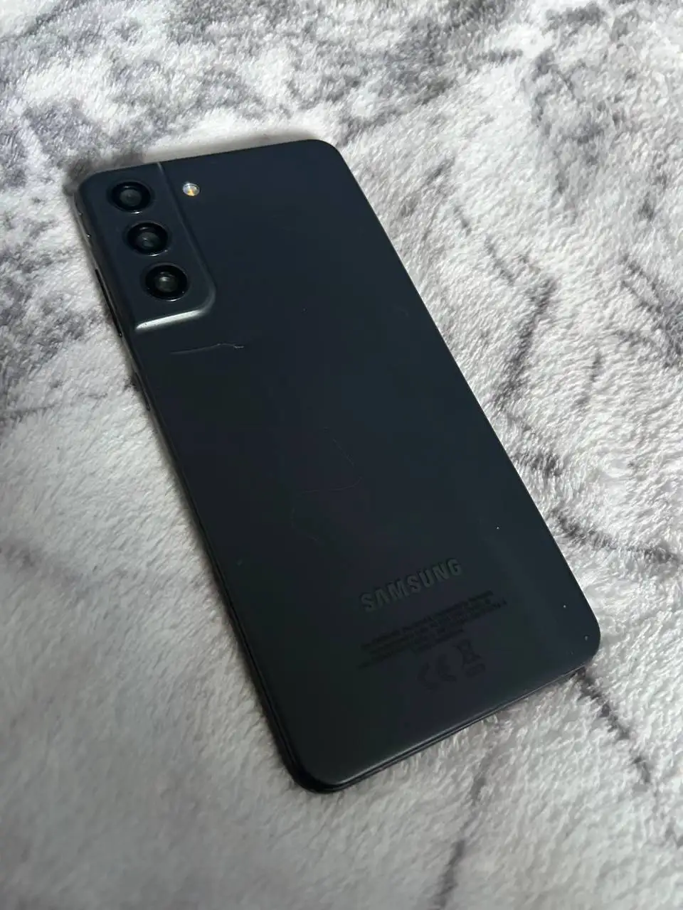 Samsung Galaxy S21 FE 5G 8/256GB в Красноярске - Смартфоны (Электроника) в Красноярск