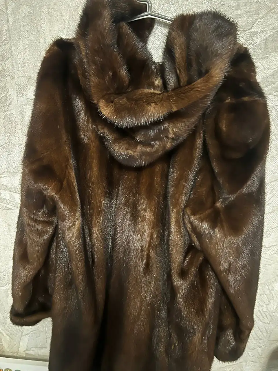 Продам норковую шубу до 54 размера - Верхняя одежда (Одежда) в Красноярск