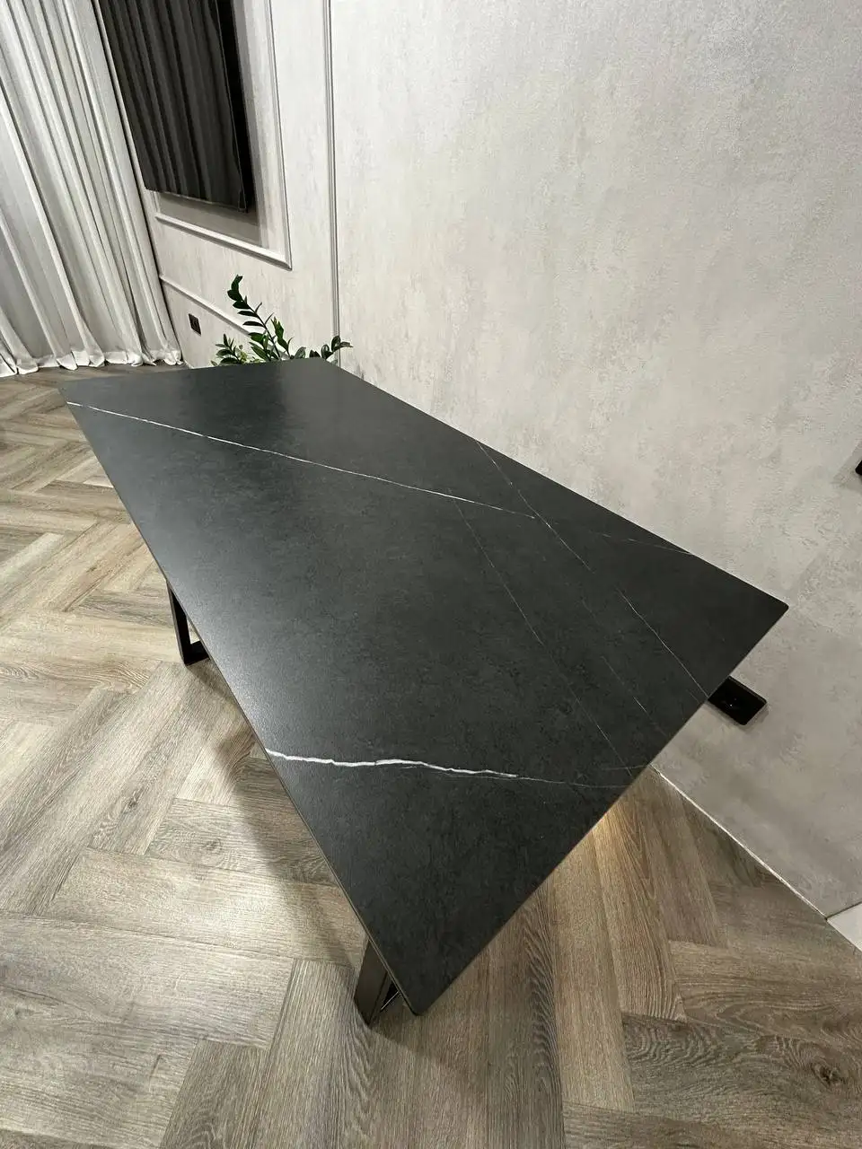 Стол из керамогранита и МДФ 120x60 см - Мебель (Для дома и дачи) в Красноярск