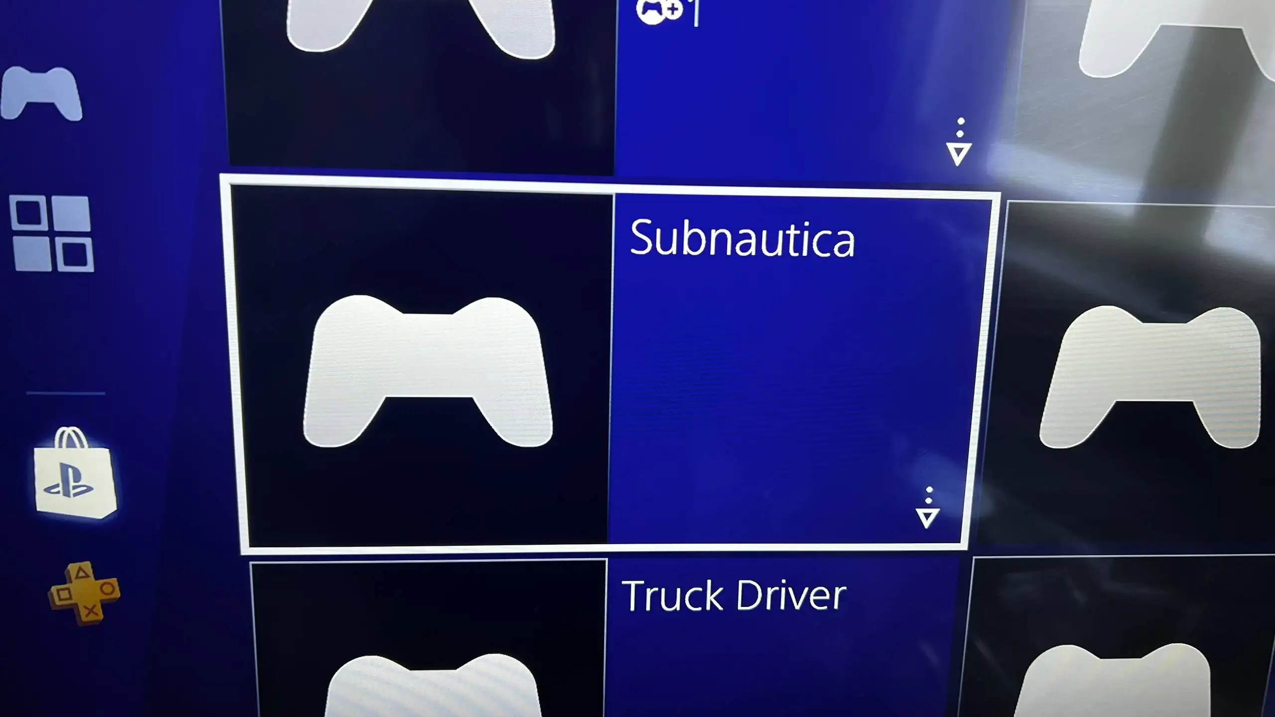 Продам PS4 Pro 1TB в отличном состоянии - Игровые приставки (Электроника) в Красноярск