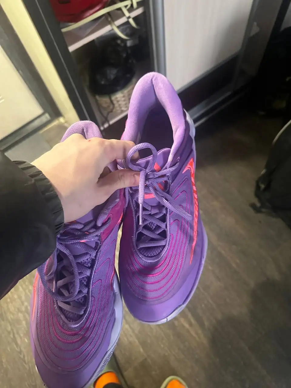 Кроссовки Найк Янис - Обувь (Одежда) в Красноярск