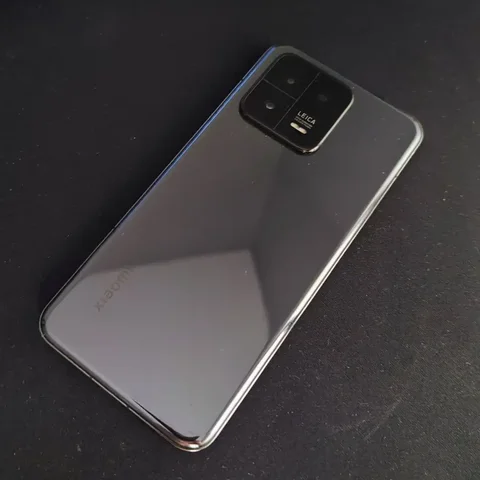 Xiaomi 13 - флагман 2022-2023 года - Аксессуары для телефонов в Иркутск