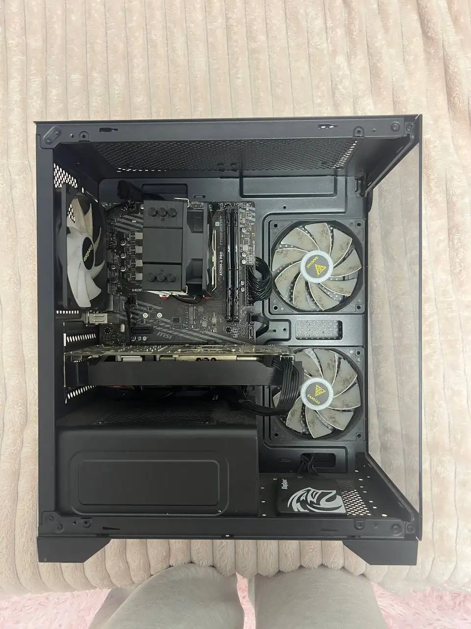 Игровой компьютер с монитором и полным комплектом б/у - Компьютерная техника (Электроника) в Красноярск