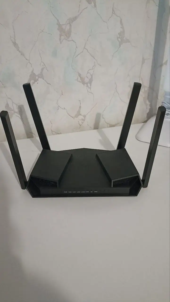 Продам роутер Билайн в отличном состоянии - Сетевое оборудование (Электроника) в Красноярск