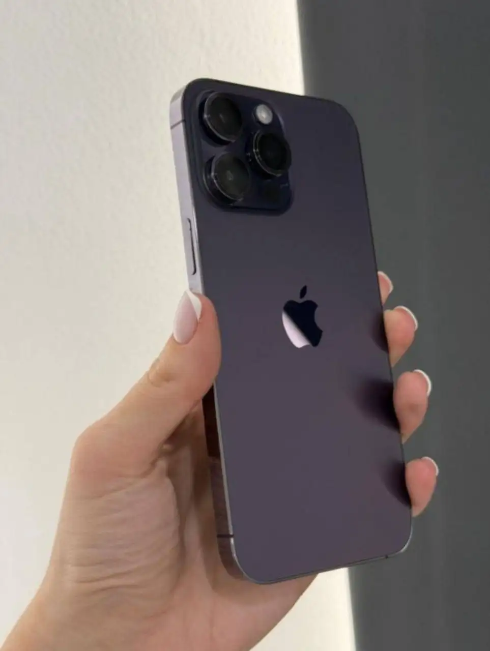 Продам iPhone 14 Pro 256GB - Смартфоны (Электроника) в Красноярск