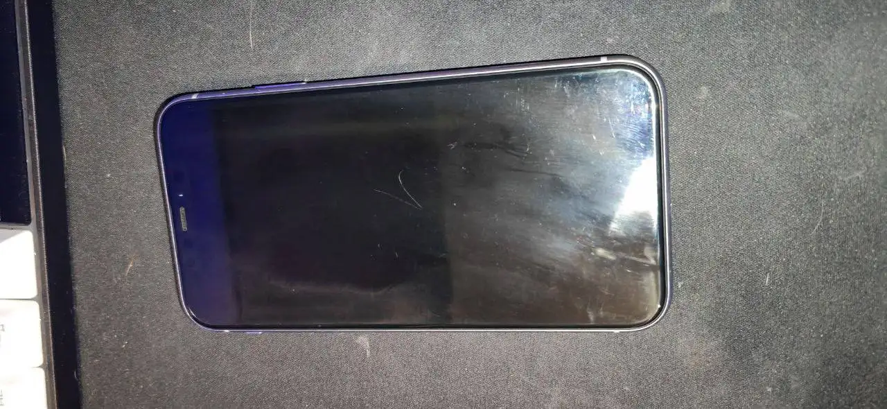 Айфон 11 на продажу или обмен - Смартфоны (Электроника) в Красноярск