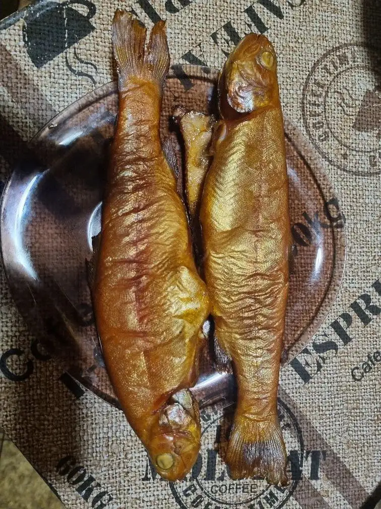 Рыба горячего копчения и вяленная собственного производства - Продукты питания (Барахолка) в Красноярск