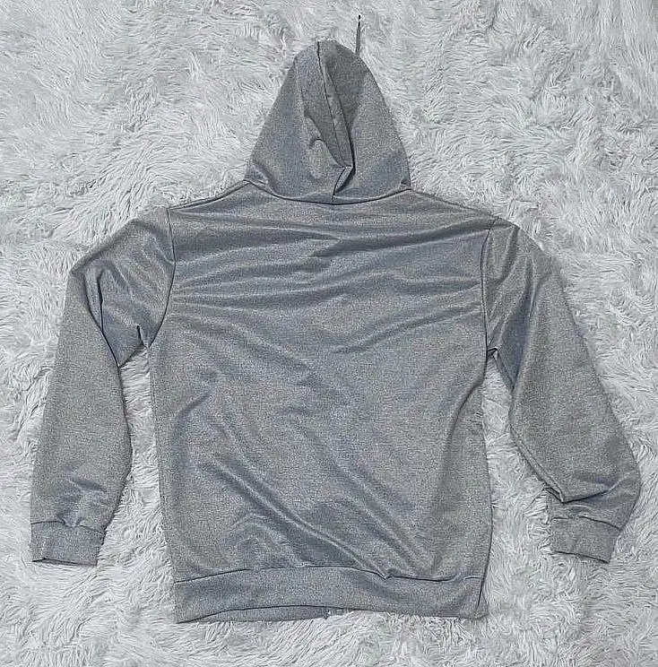 Продажа новых джинсов, худи и зипков - Верхняя одежда (Одежда) в Красноярск