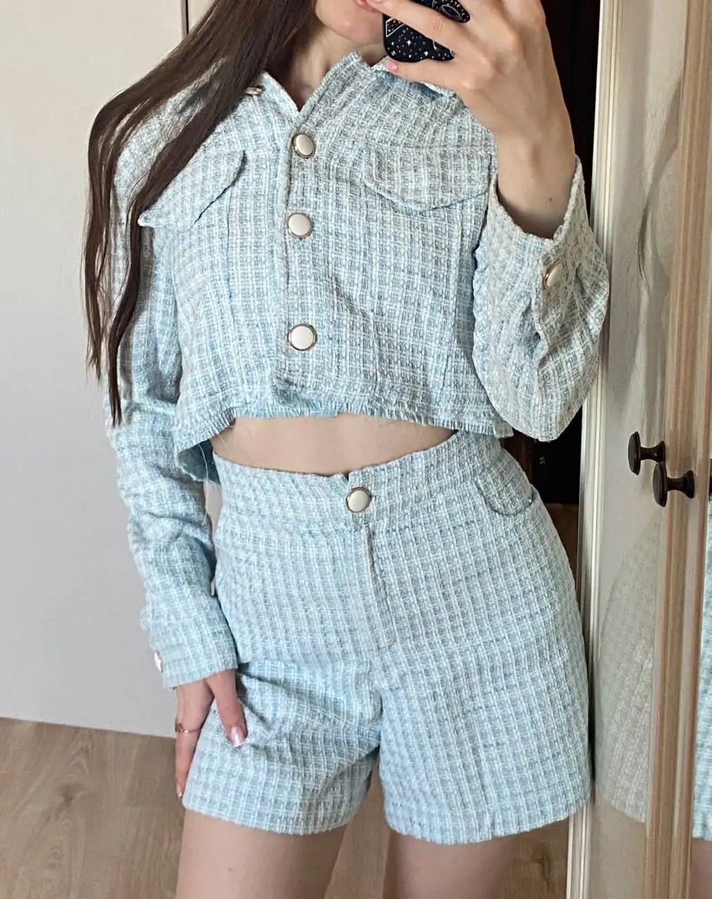 Продажа платья размера S и твидового костюма 42 размера - Женская одежда (Одежда) в Красноярск