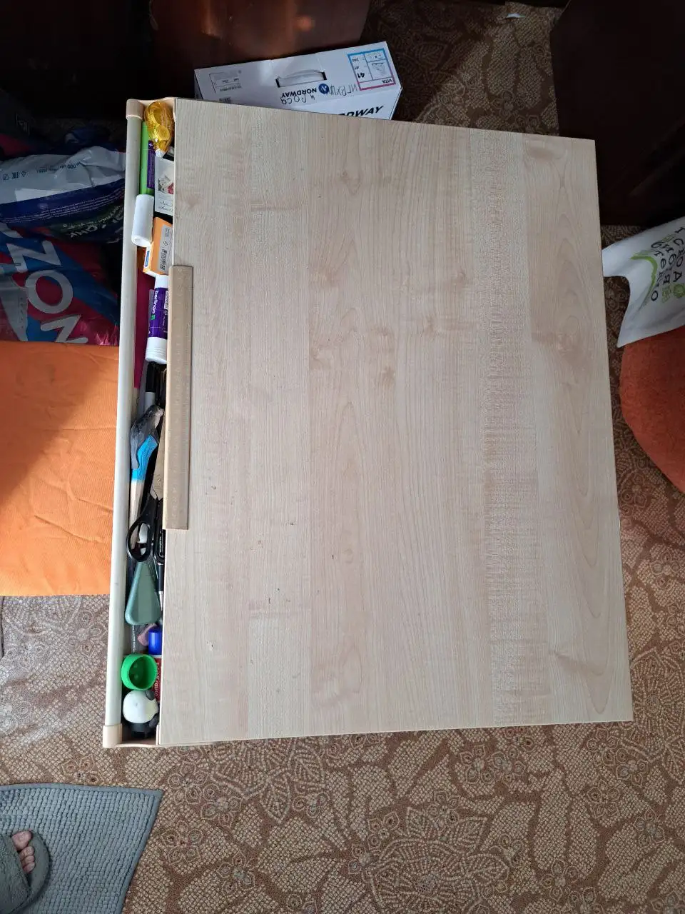 Ортопедический стол б/у в отличном состоянии - Мебель детская (Для дома и дачи) в Красноярск