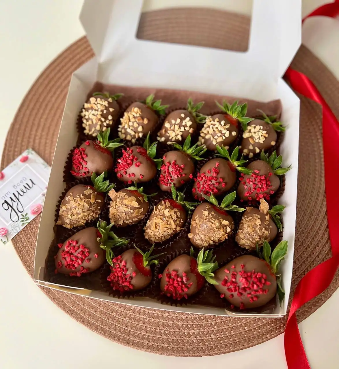 Клубника в шоколаде на 8 марта - Барахолка в Красноярск