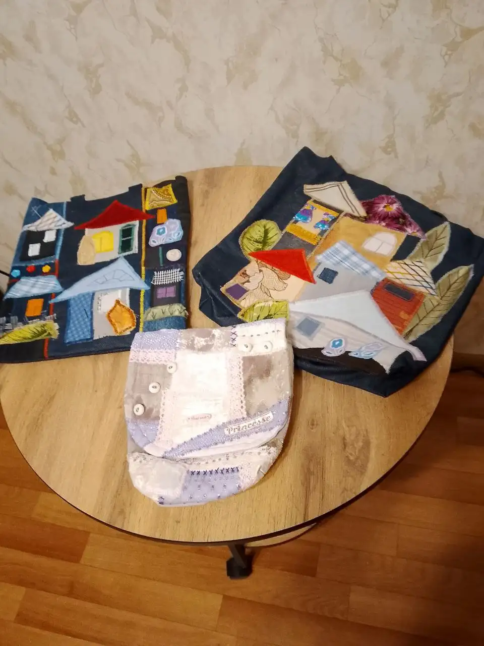 Сумочки для девочек из джинсы ручной работы - Сумки и аксессуары (Одежда) в Красноярск