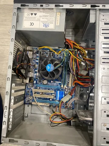 Продам системник - Аксессуары для компьютера в Красноярск