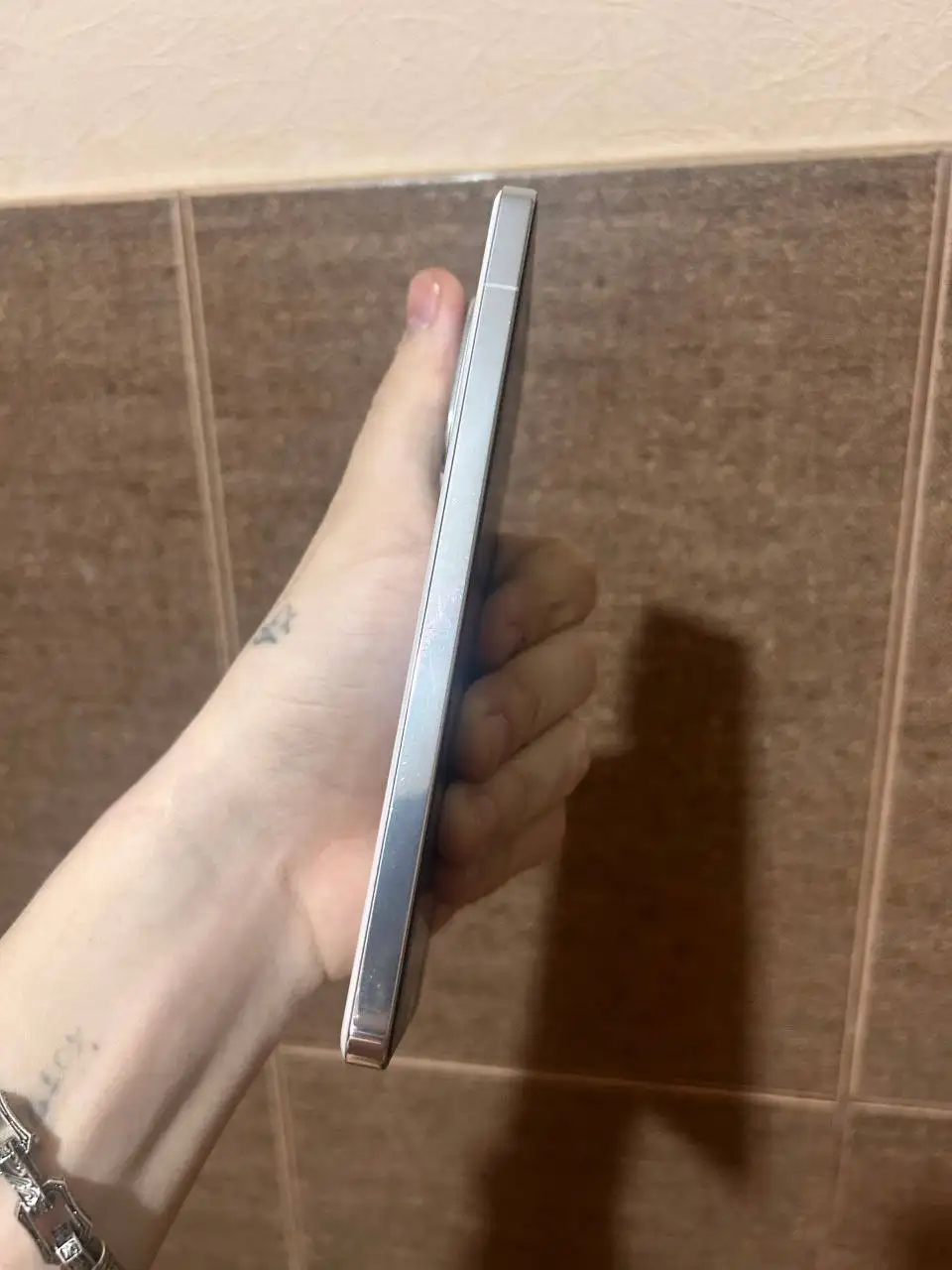 Vivo iQOO 12 BMW Premium Edition 12/256 - Смартфоны (Электроника) в Красноярск