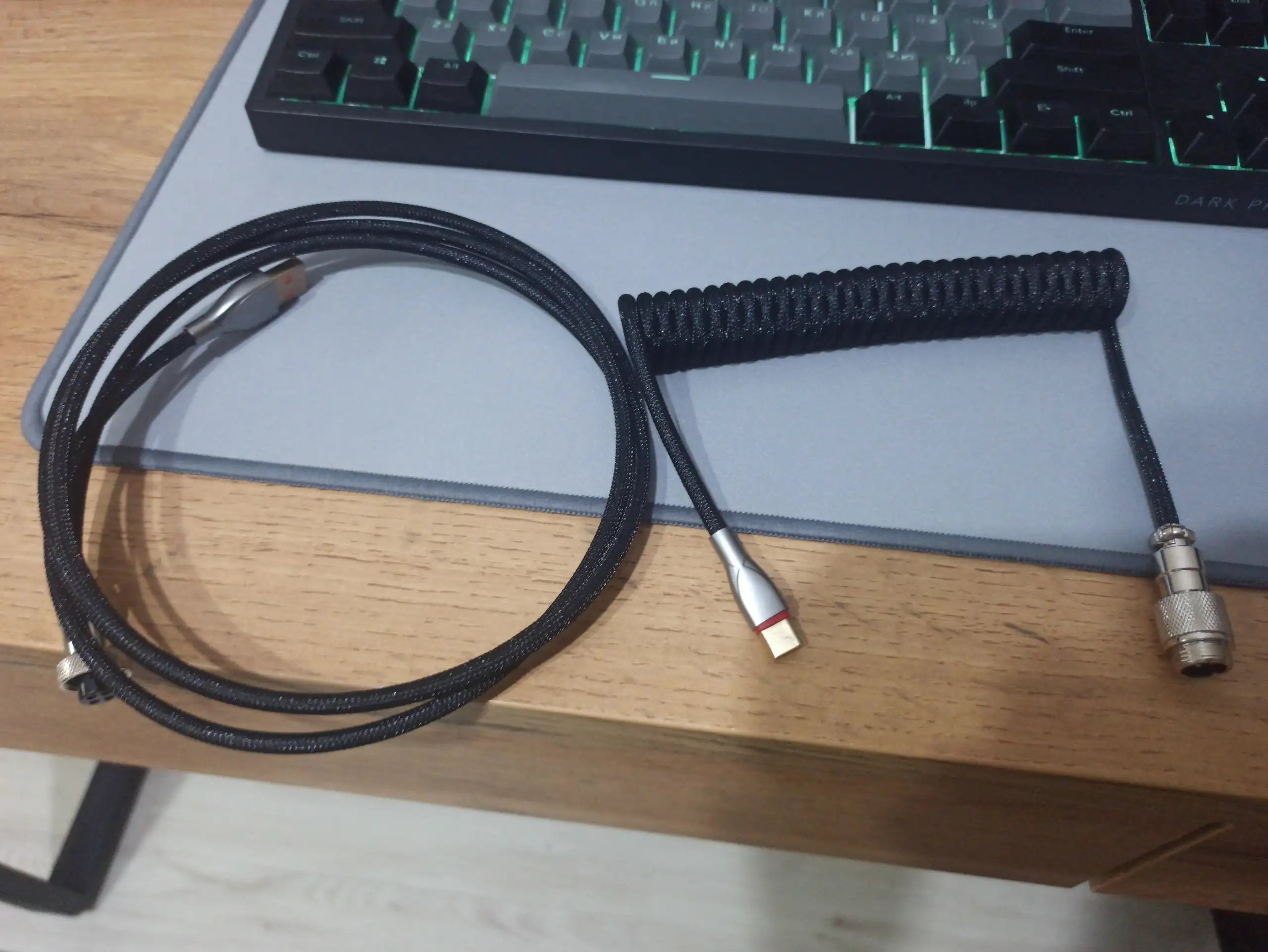 Витой провод для клавиатуры с передачей данных - Аксессуары для компьютера (Электроника) в Красноярск