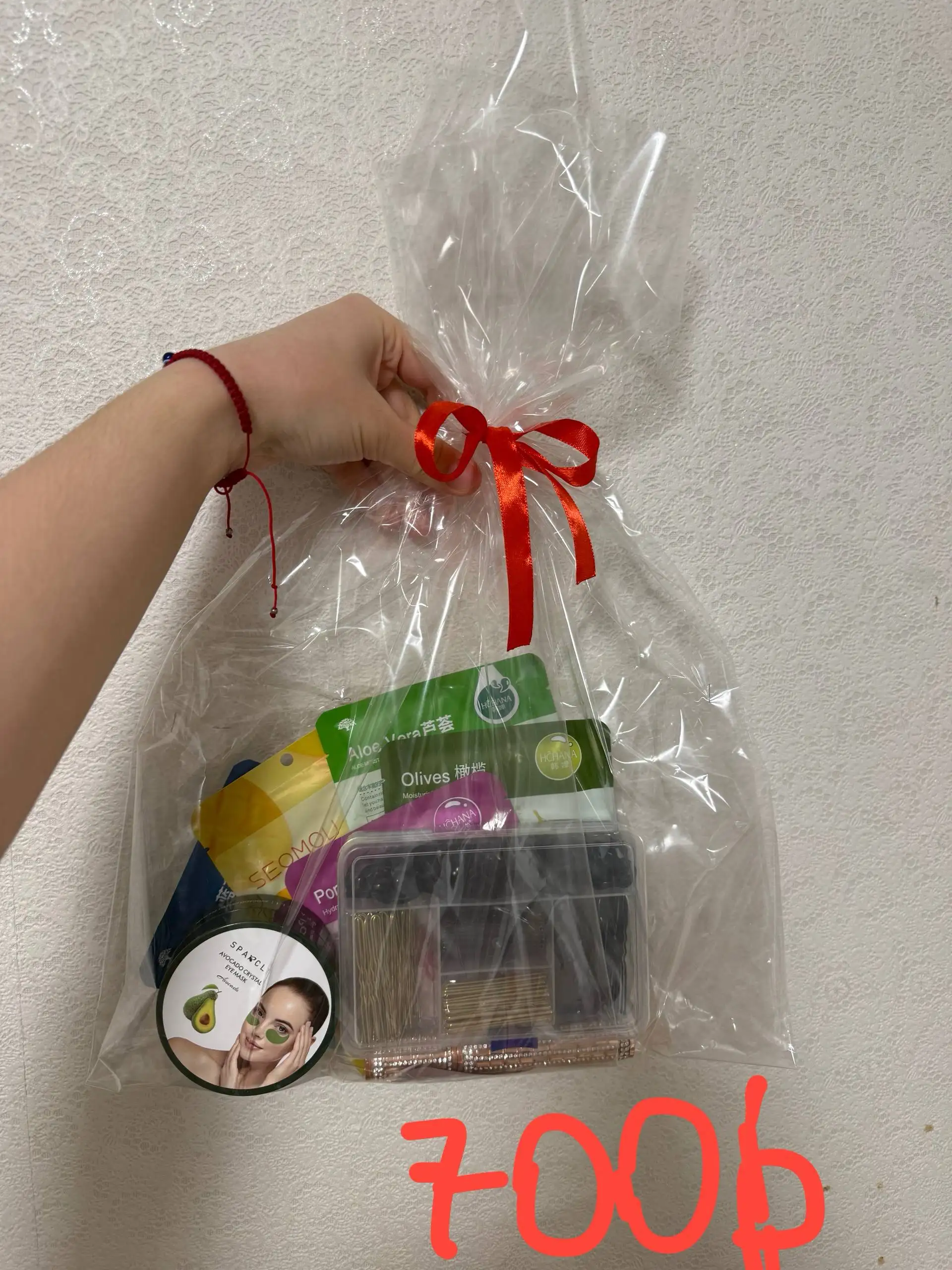 Подарочные наборы по сладкой цене - Косметика (Красота и здоровье) в Красноярск