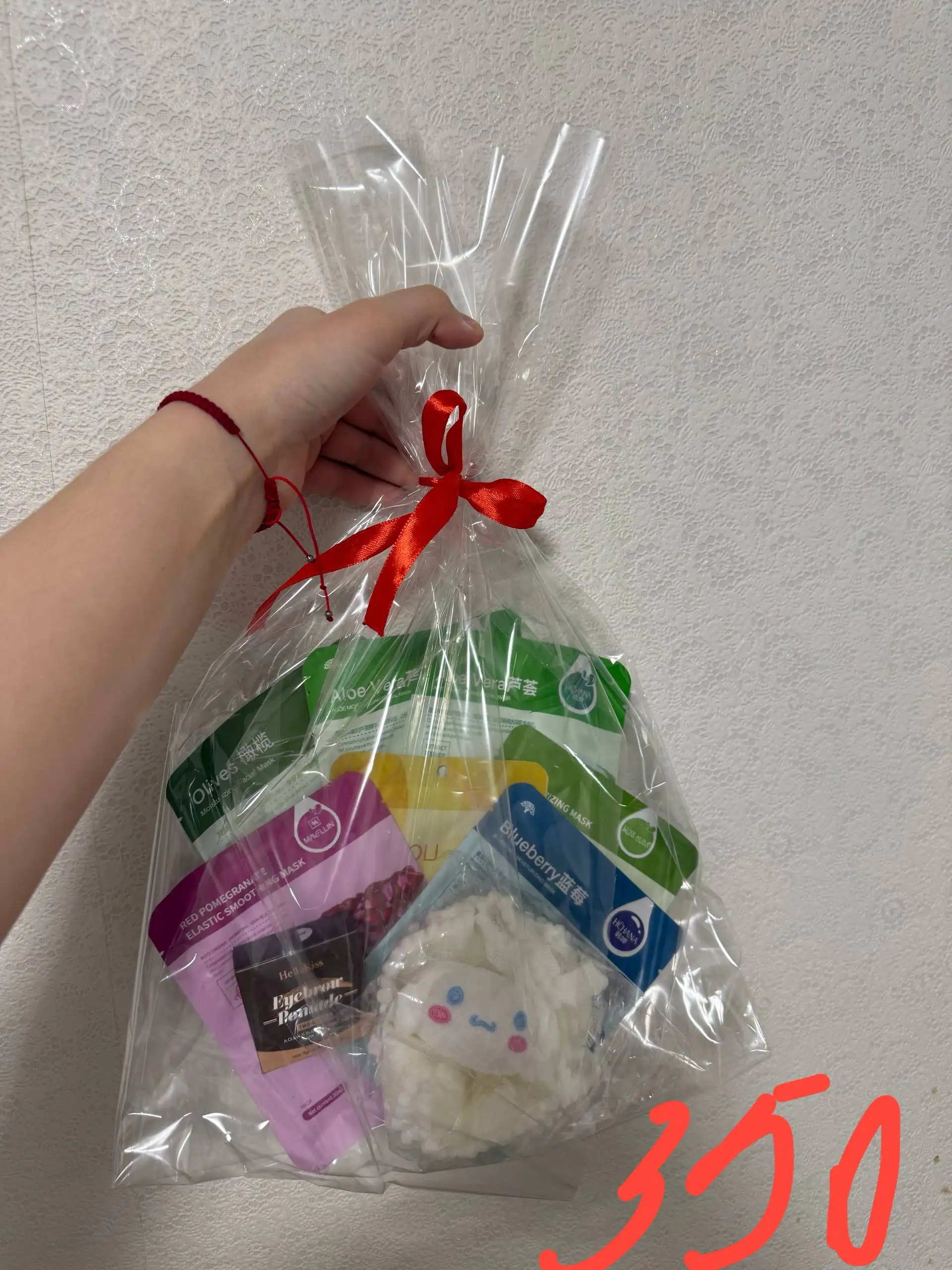 Подарочные наборы по сладкой цене - Косметика (Красота и здоровье) в Красноярск